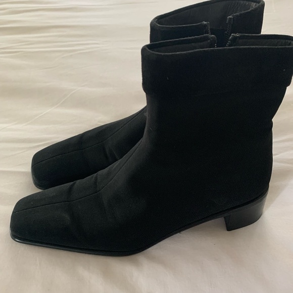 ❤️🔥sold❤️🔥Stuart Weitzman Boots. Suede Trim Sz 7. Great Condition - Picture 2 of 8